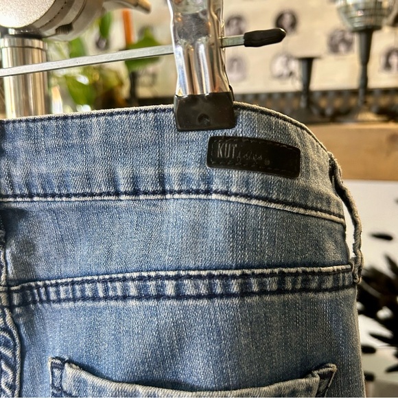 KUT from the Kloth Wide Leg Crop Jeans Fray Hem - Picture 8 of 11